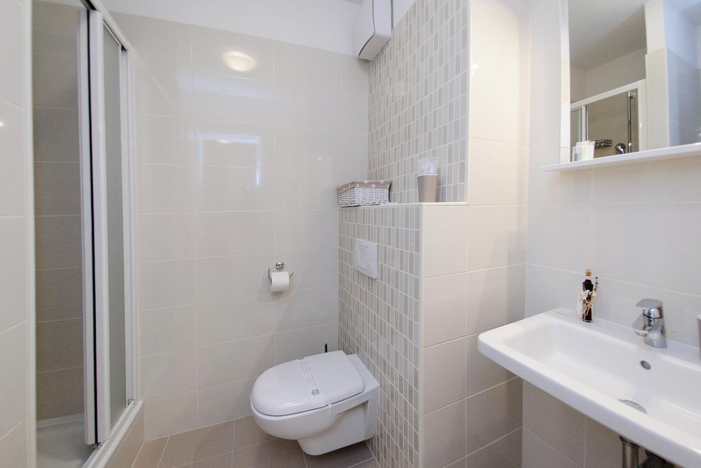 Marcela With Private Parking Appartement Split